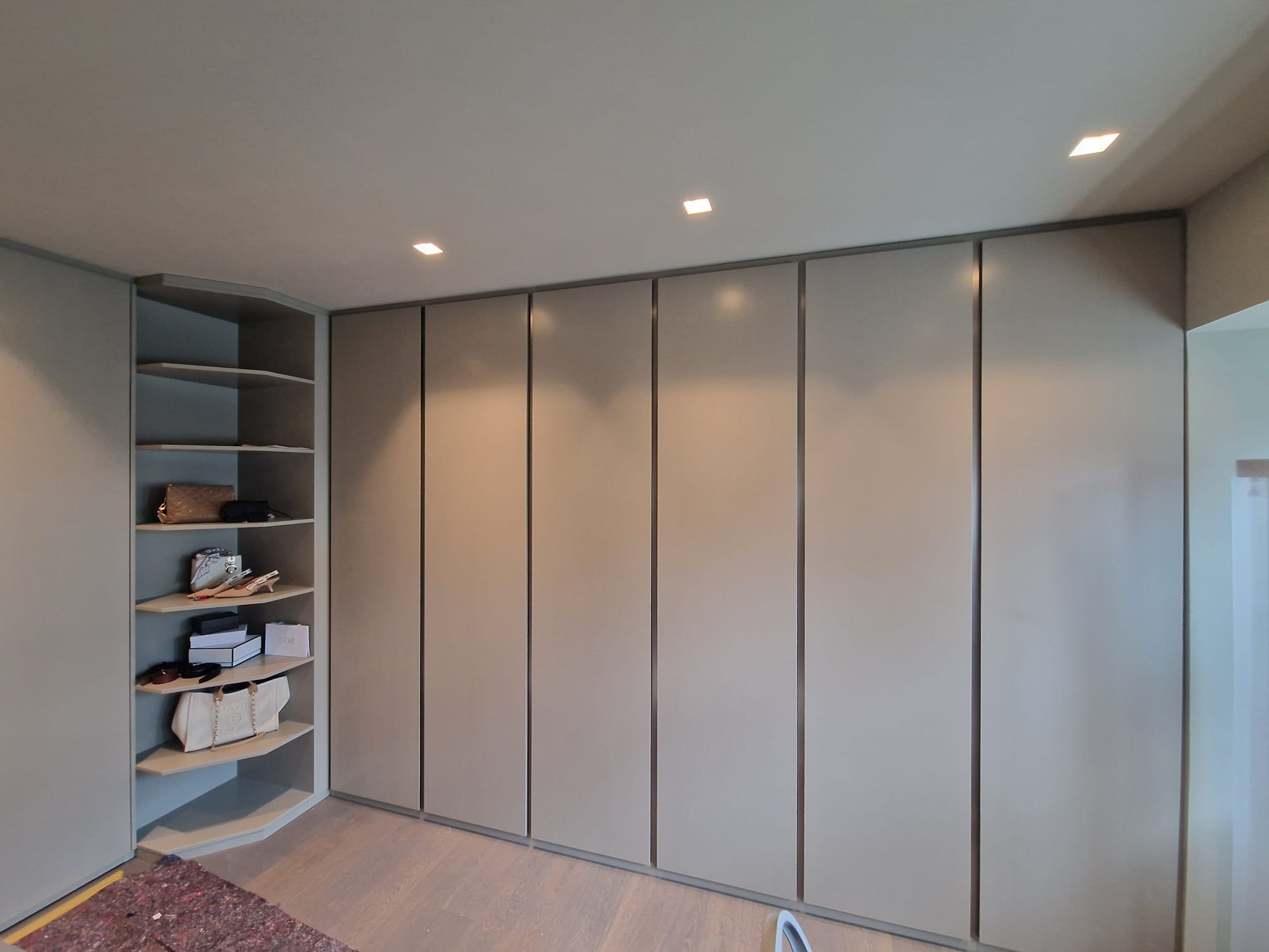 ff735283-07aa-4185-83d2-5644ad1b2dae